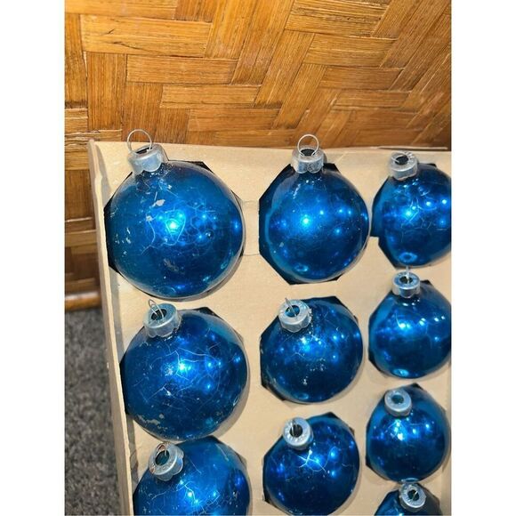 Vintage Christmas Glass Ball Ornaments-USA BLUE 12Ct in Box-Good Condition - Picture 4 of 8